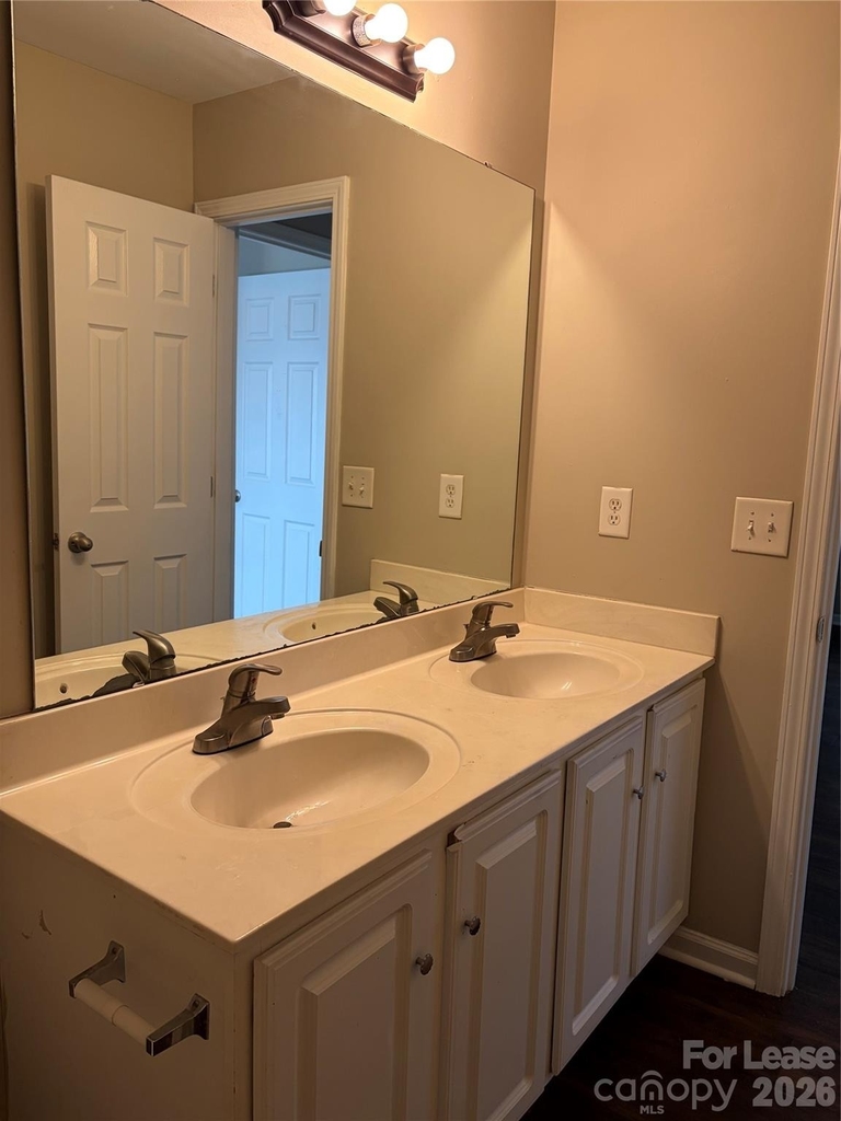 3707 Rocky Brook Court - Photo 27