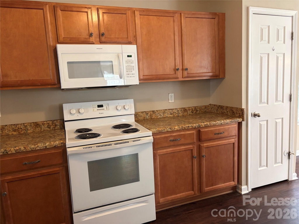 3707 Rocky Brook Court - Photo 9