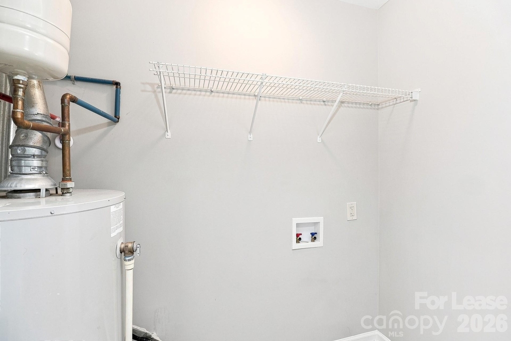 1109 Crescent Way - Photo 13