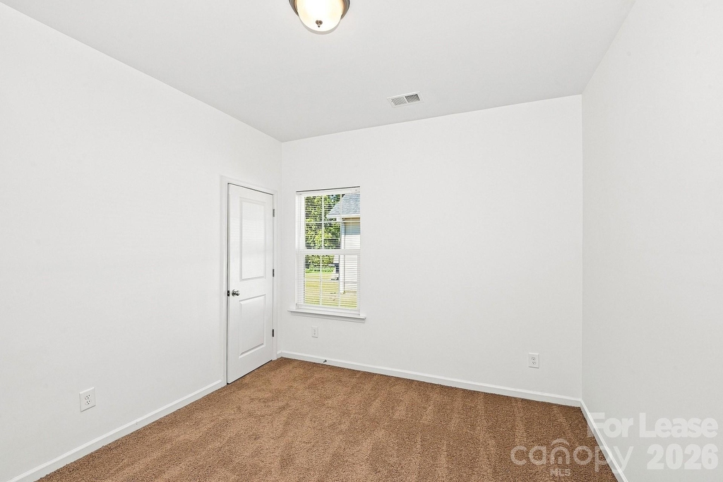 10812 Mount Holly Road - Photo 5