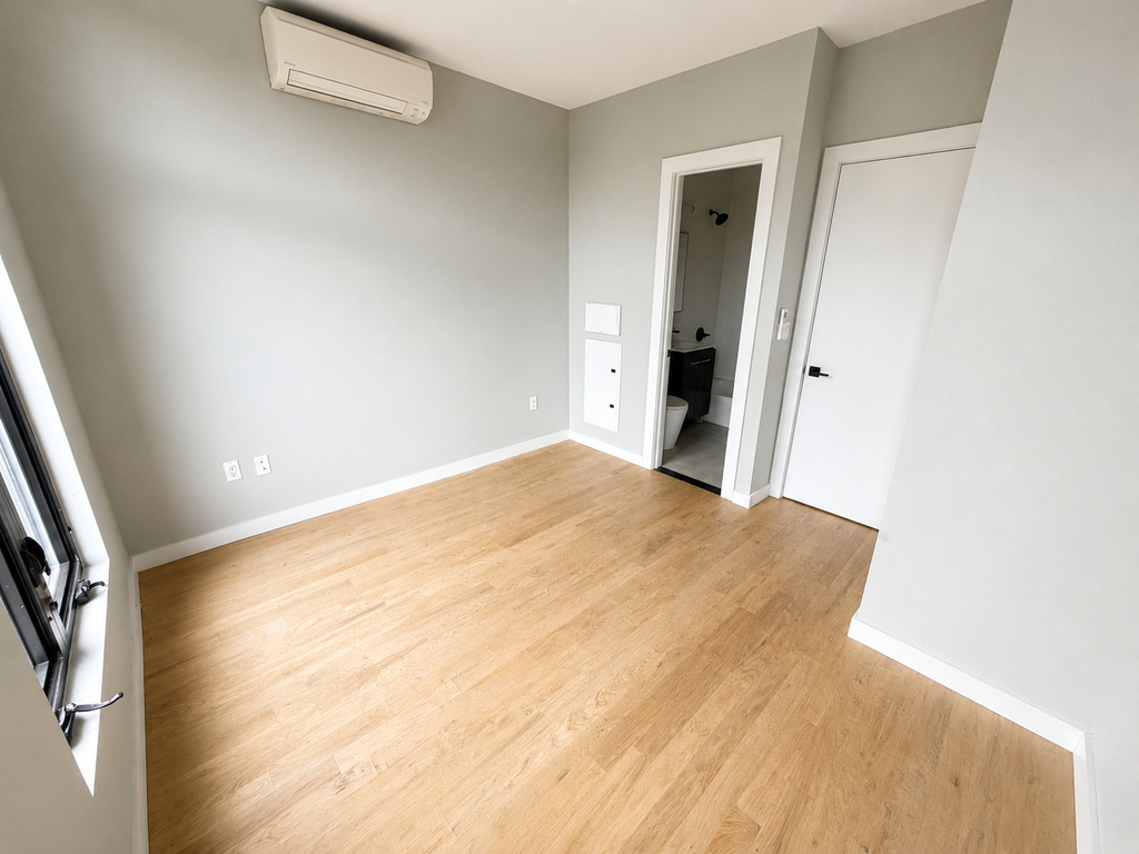 2819 Clarendon Road - Photo 6