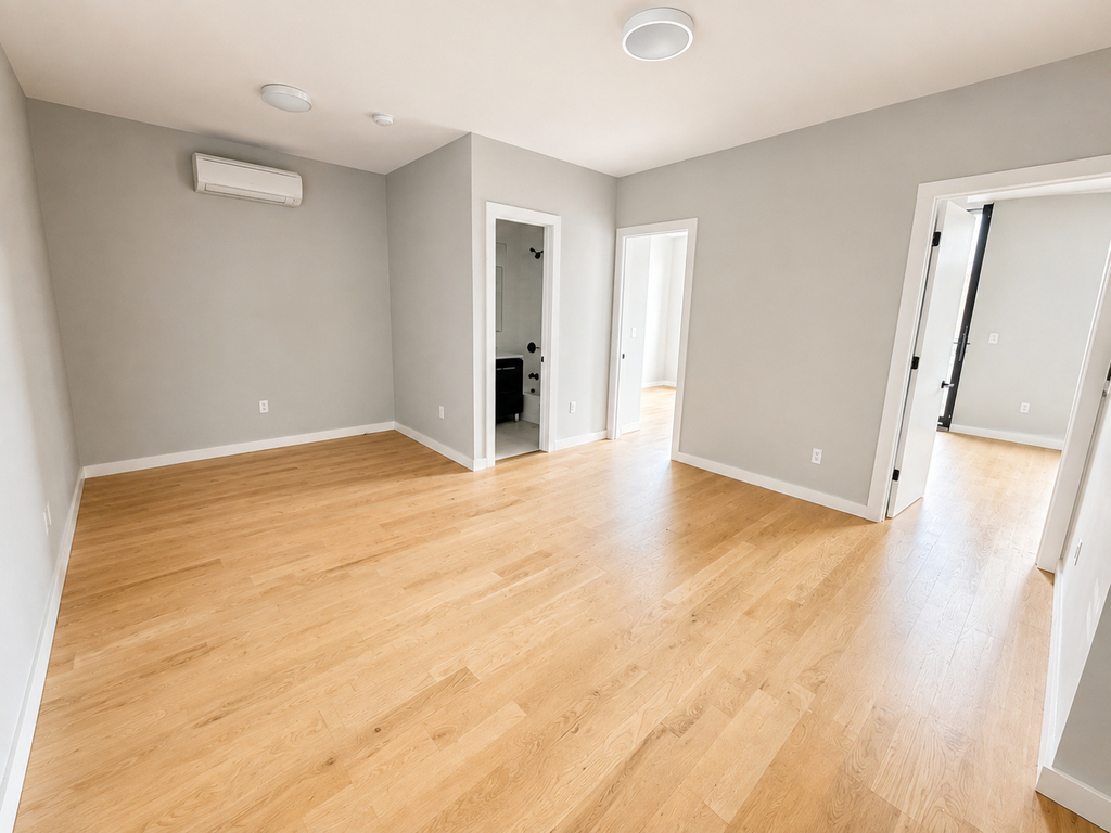 2819 Clarendon Road - Photo 2