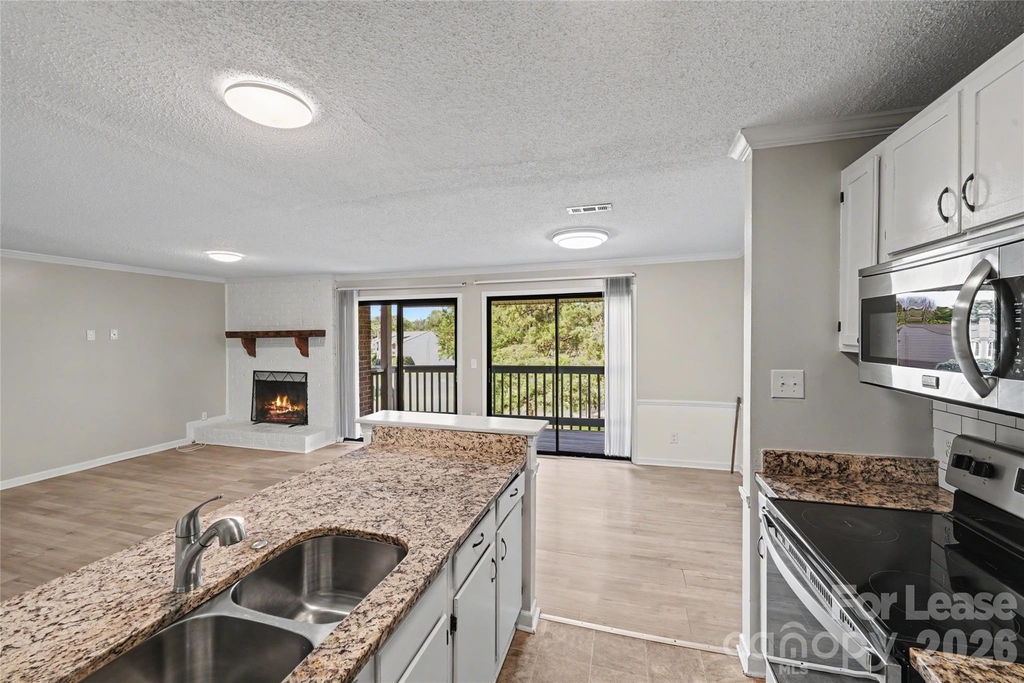 10971 Harrowfield Road - Photo 11