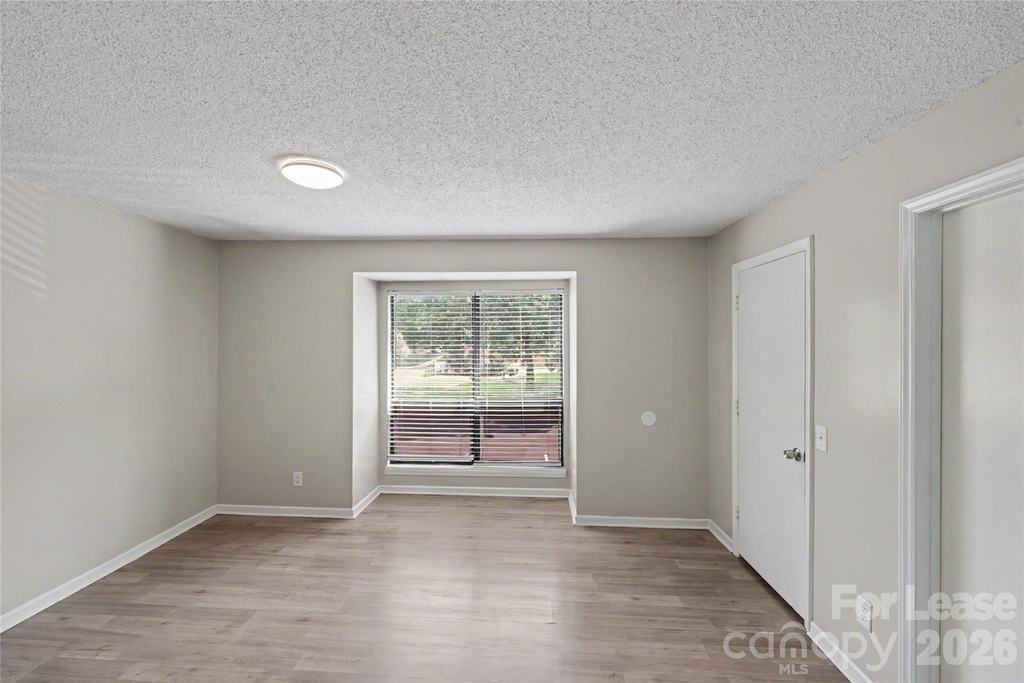 10971 Harrowfield Road - Photo 2