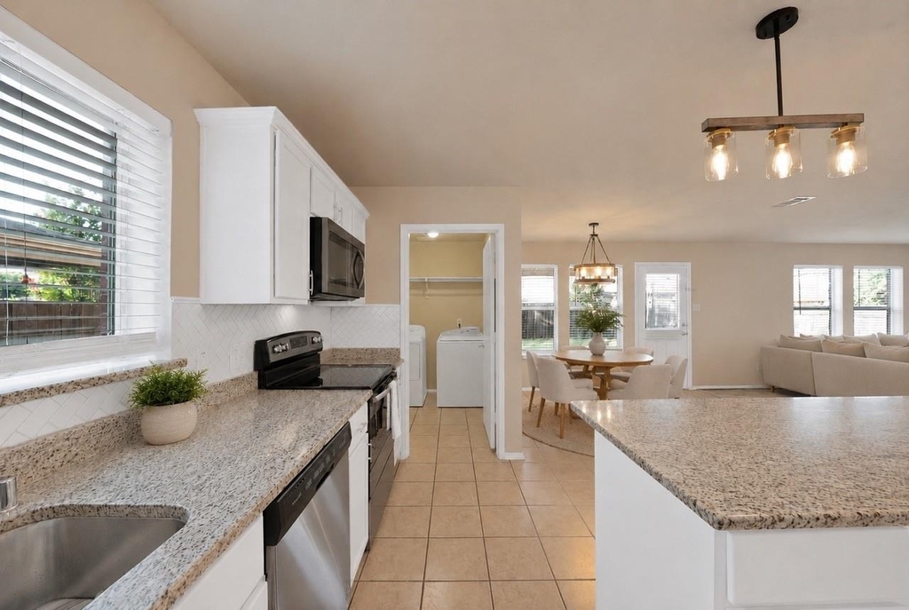 3201 Hoover Drive - Photo 10