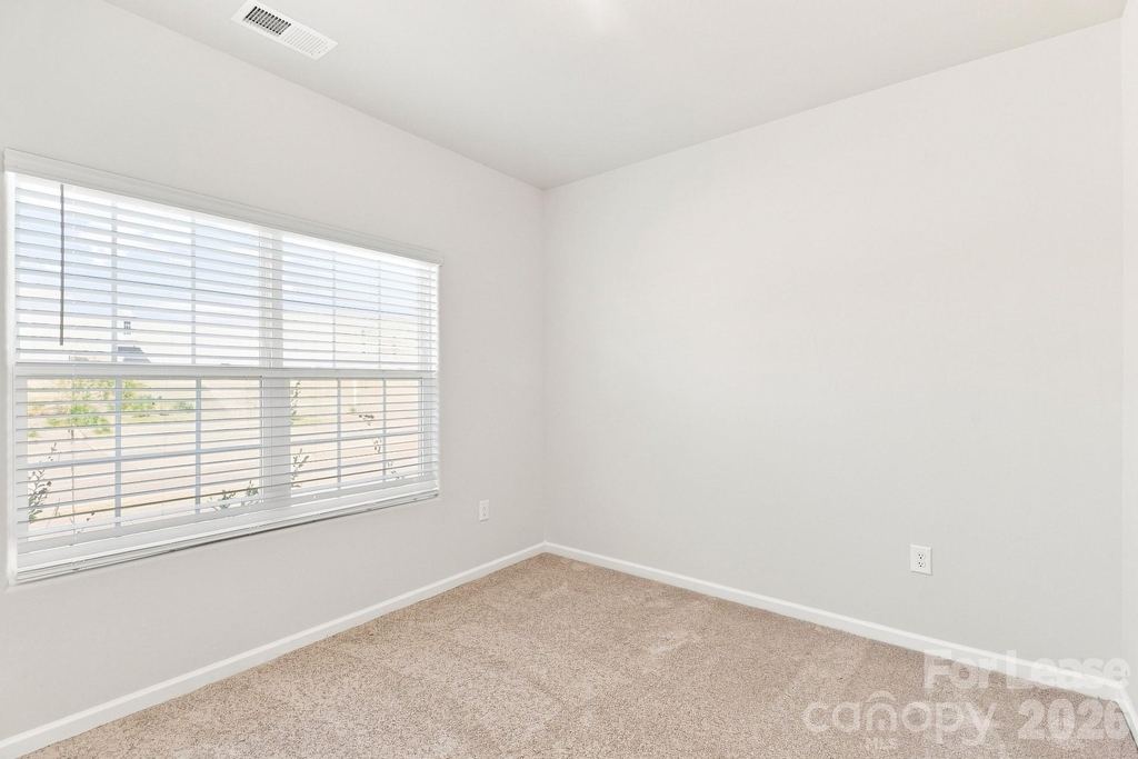 221 Aniston Lane - Photo 5