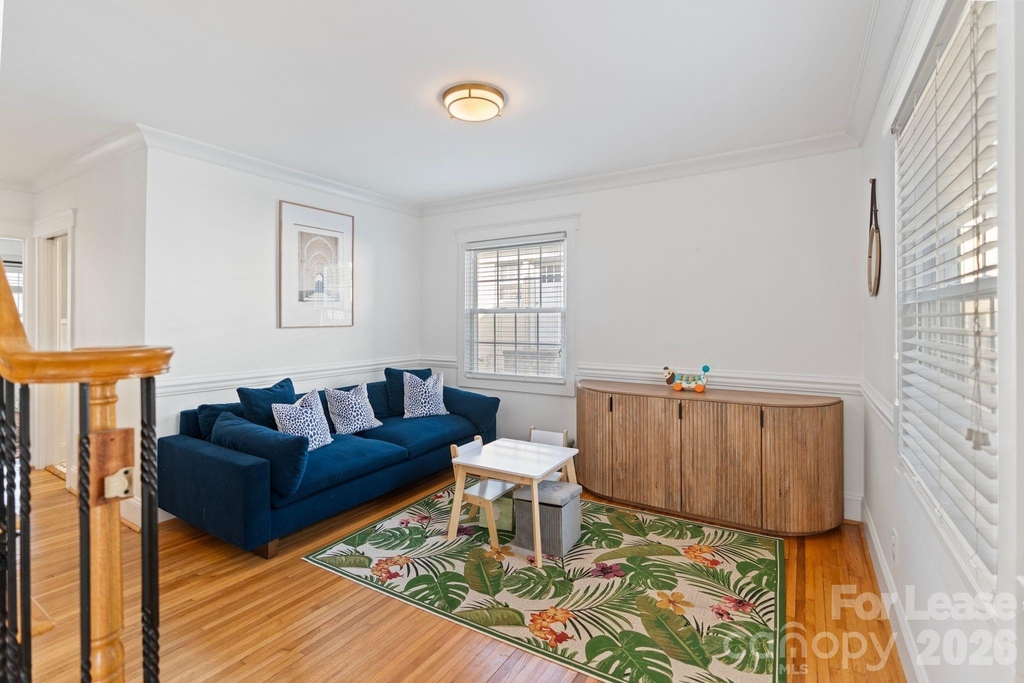425 Tremont Avenue E - Photo 11