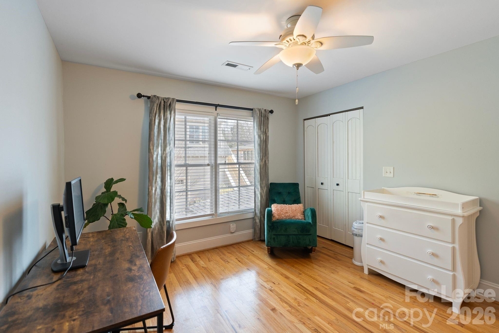 425 Tremont Avenue E - Photo 14