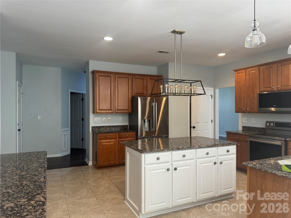 800 Pinkney Place - Photo 6