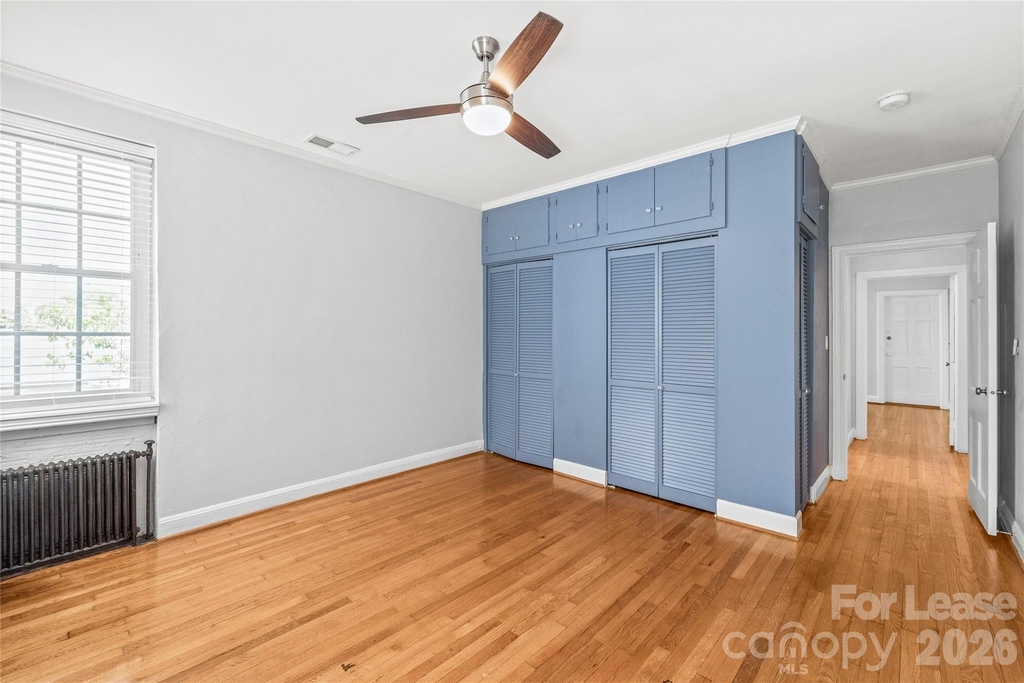 920 Monticello Terrace - Photo 13
