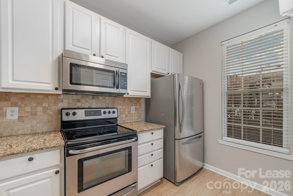 825 Gentlewinds Court - Photo 9
