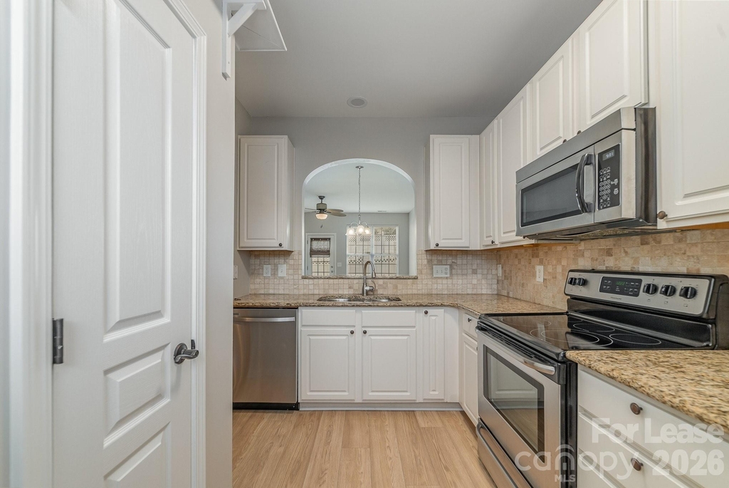 825 Gentlewinds Court - Photo 7