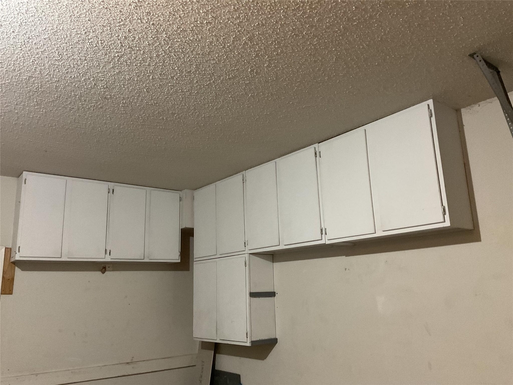 8400 Hickory Street - Photo 19