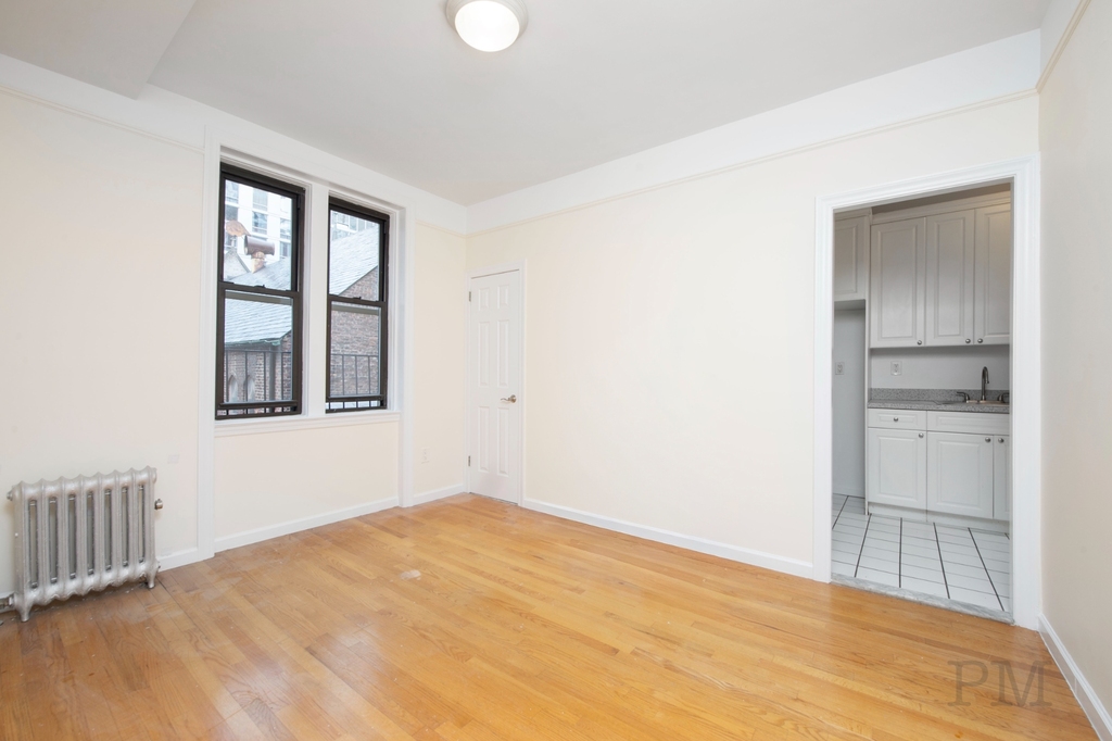 West 45th Street & 8th Ave - Photo 2