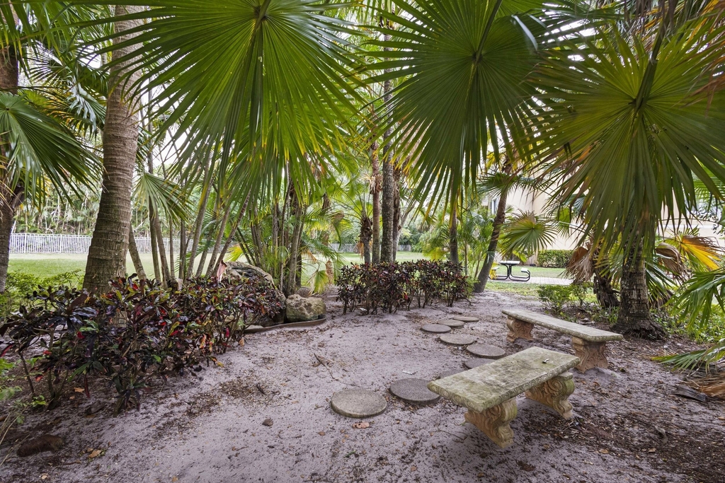 6450 Emerald Dunes Drive - Photo 34
