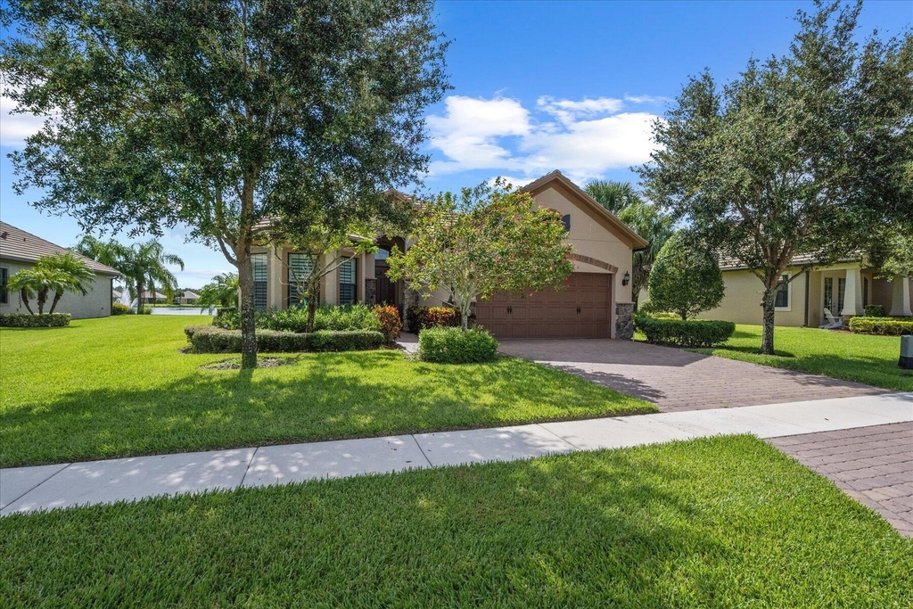 2899 Florence Street - Photo 1