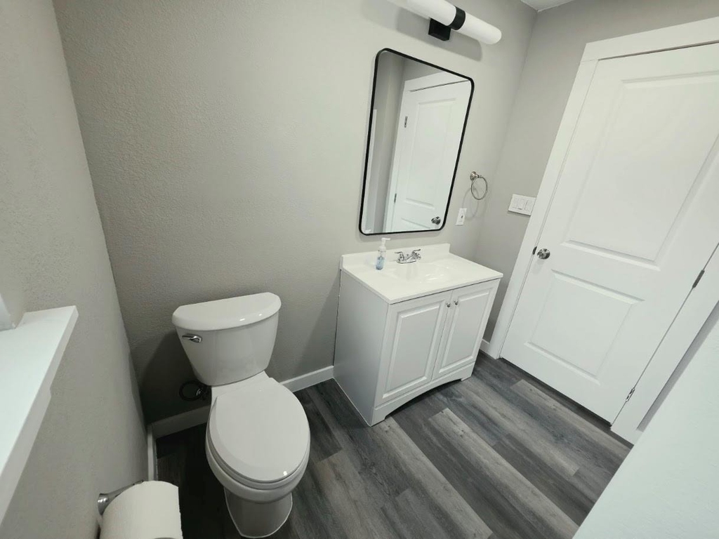 223 E Shreveport Street - Photo 14