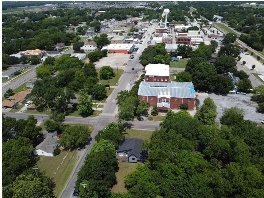 223 E Shreveport Street - Photo 4
