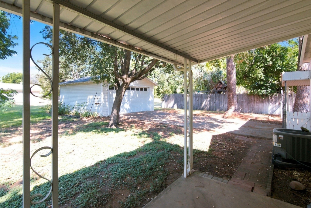 603 Merritt Street - Photo 23