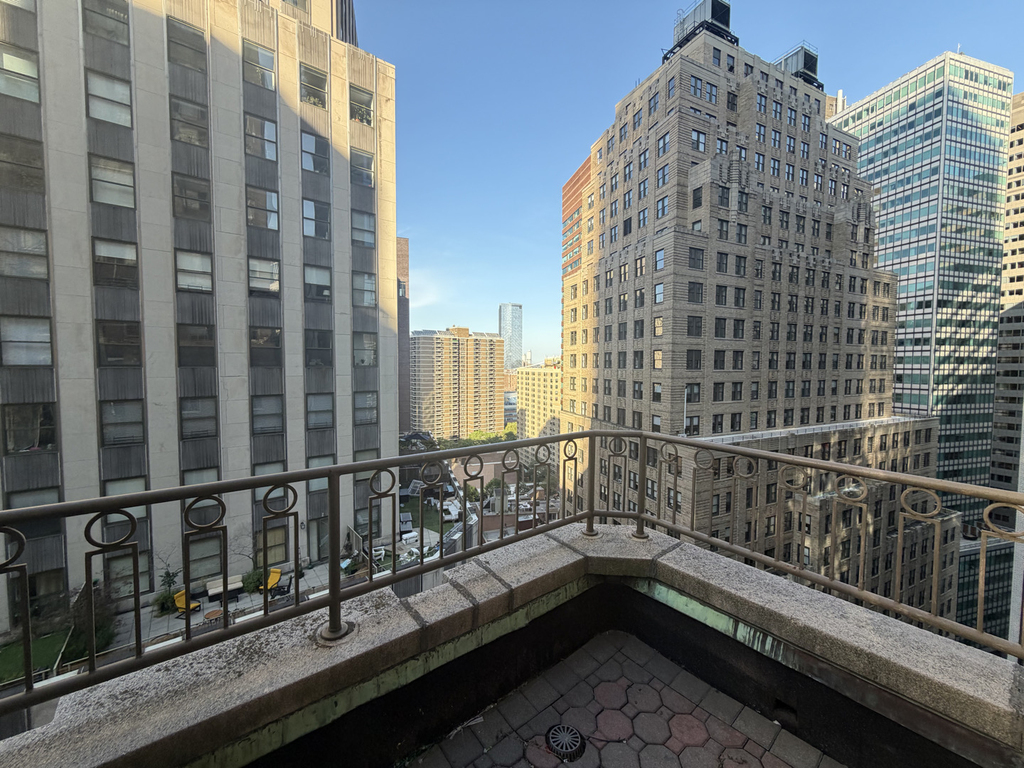 John Street - Photo 0