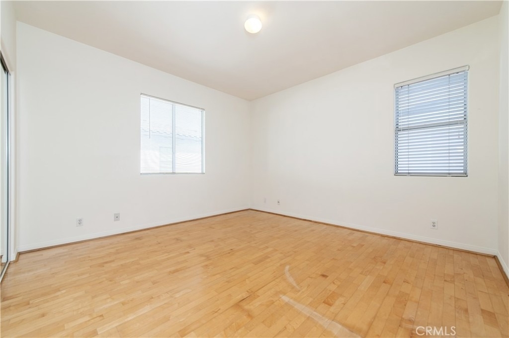 326 Genoa - Photo 18