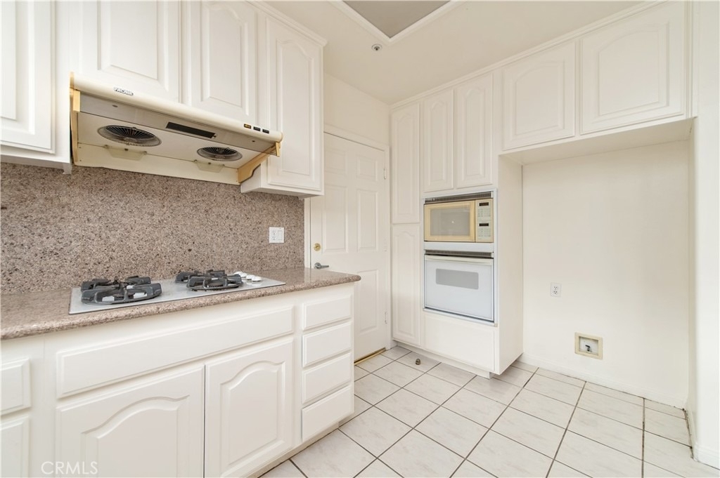 326 Genoa - Photo 13