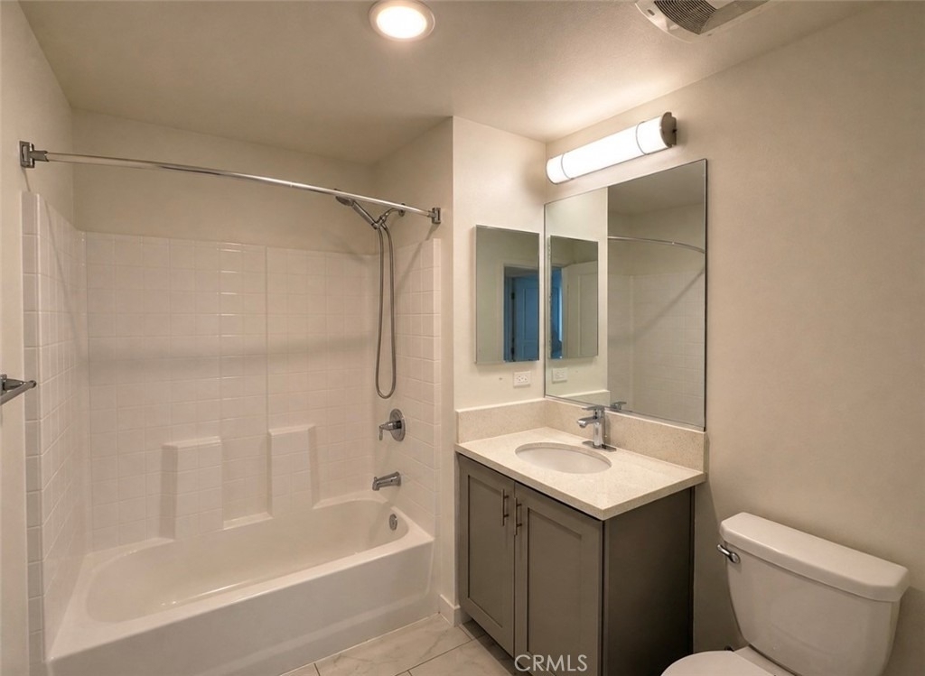 1025 S Berendo Street - Photo 16