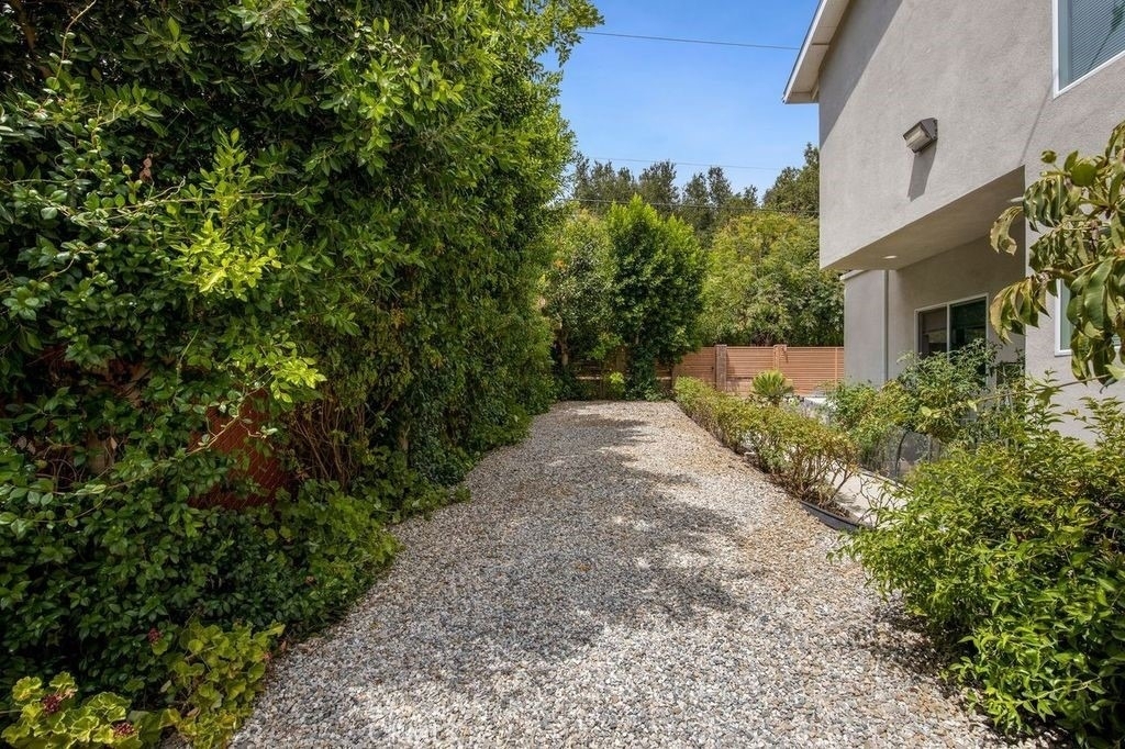9304 Franklin Street - Photo 29