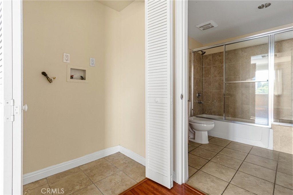 15435 Vanowen Street - Photo 9