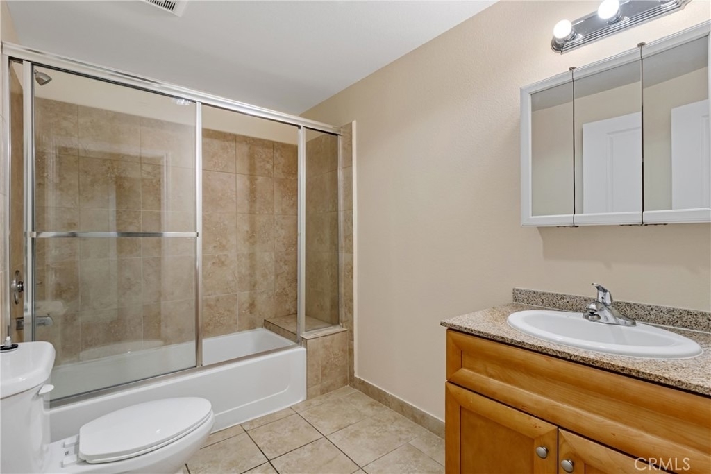15435 Vanowen Street - Photo 15