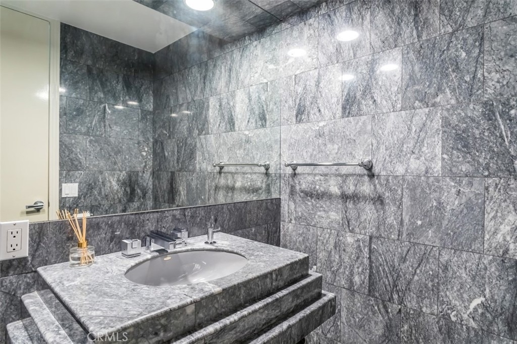 1255 Hilldale - Photo 21