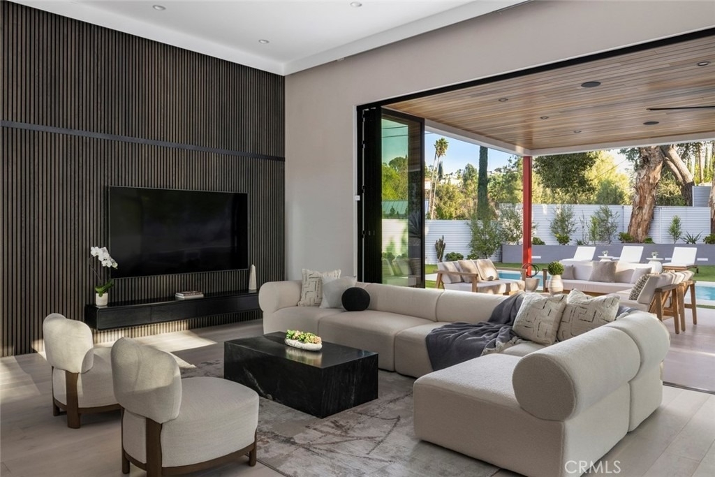 22020 Alizondo - Photo 4