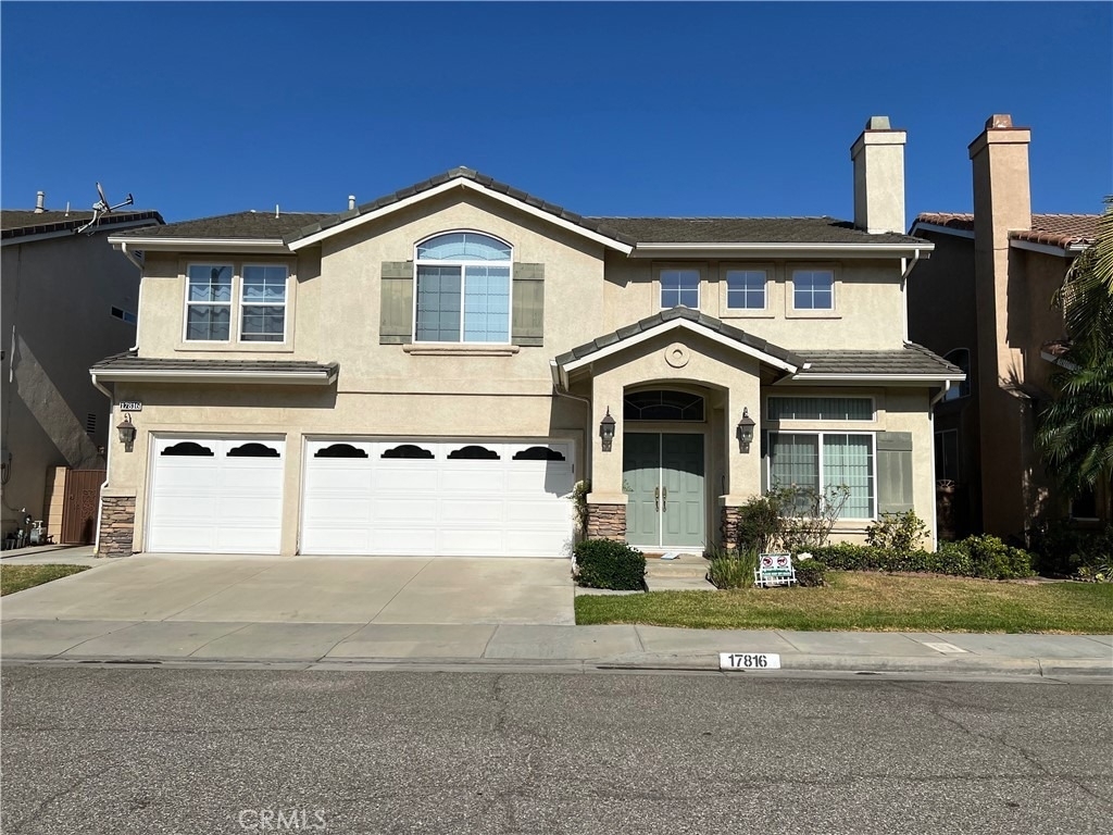 17816 Powell - Photo 0