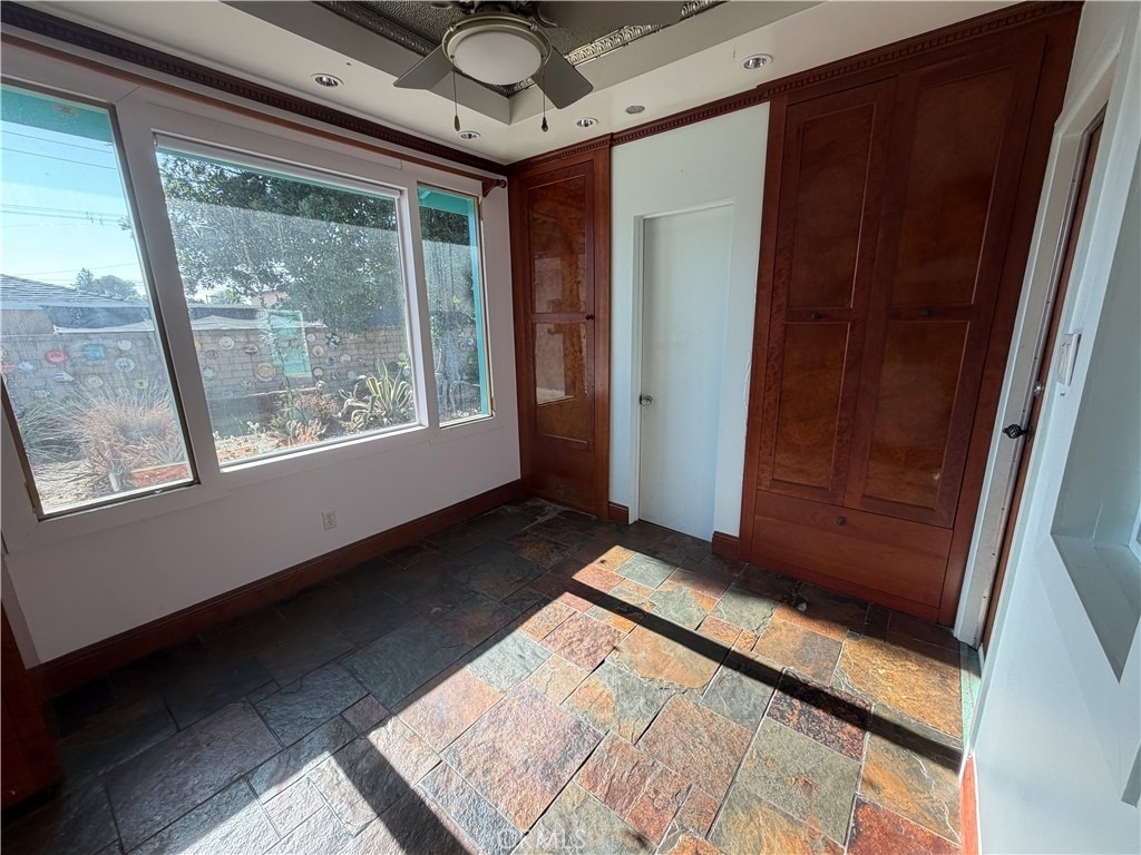 8541 Orangewood - Photo 11