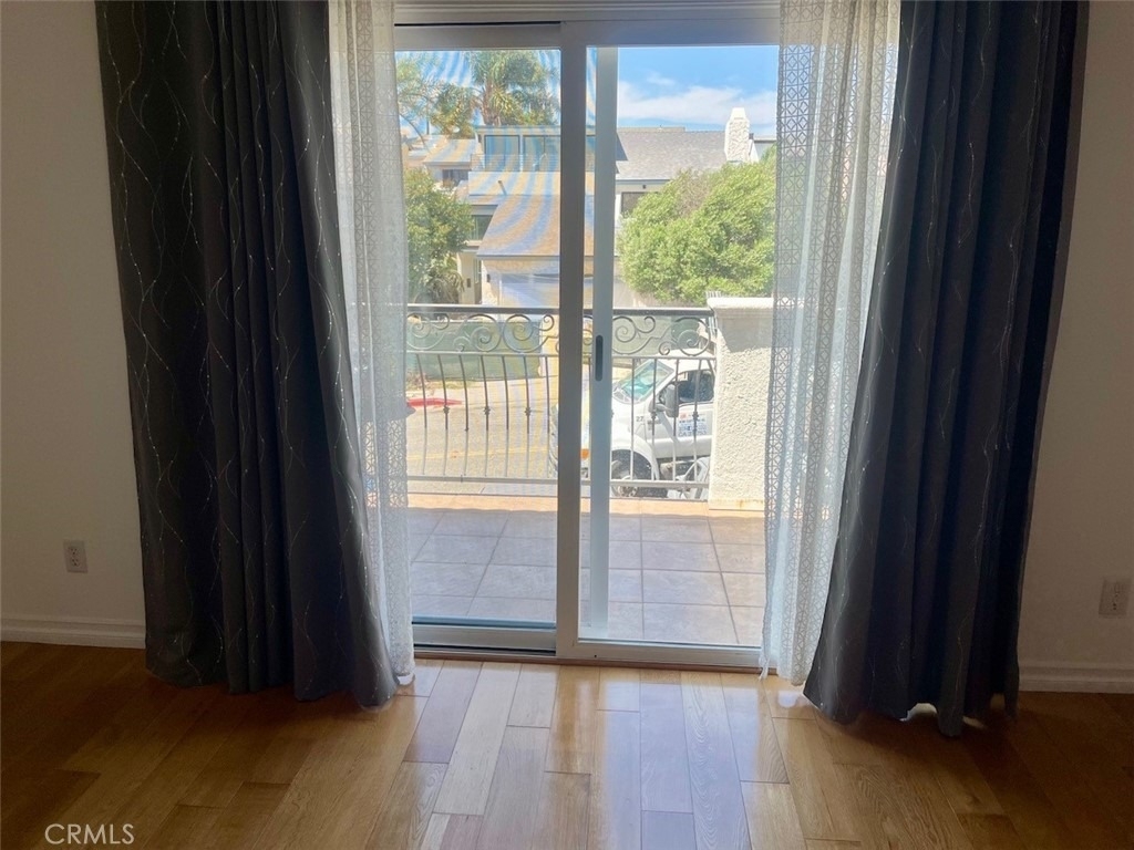 918 21st - Photo 18