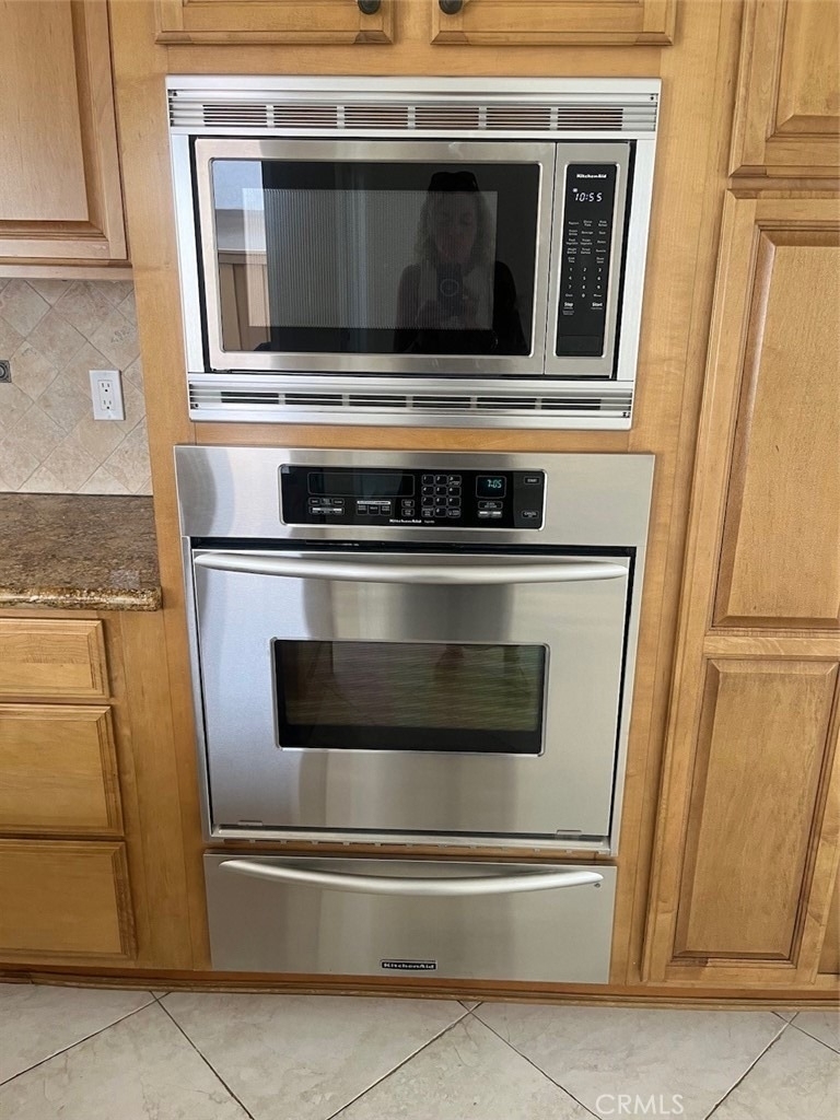 918 21st - Photo 8