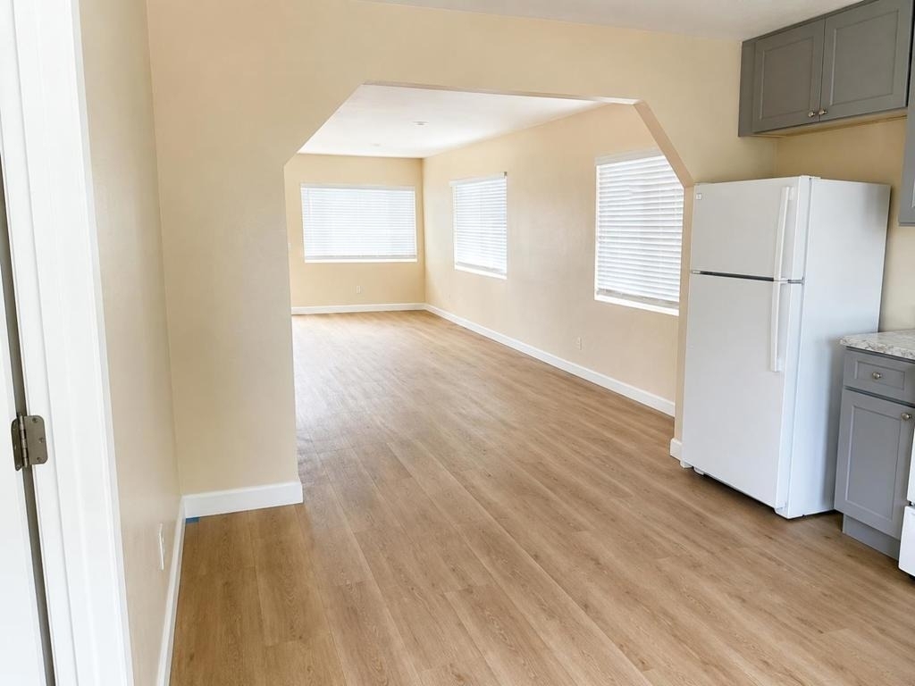 2056 Alum Rock Avenue - Photo 3