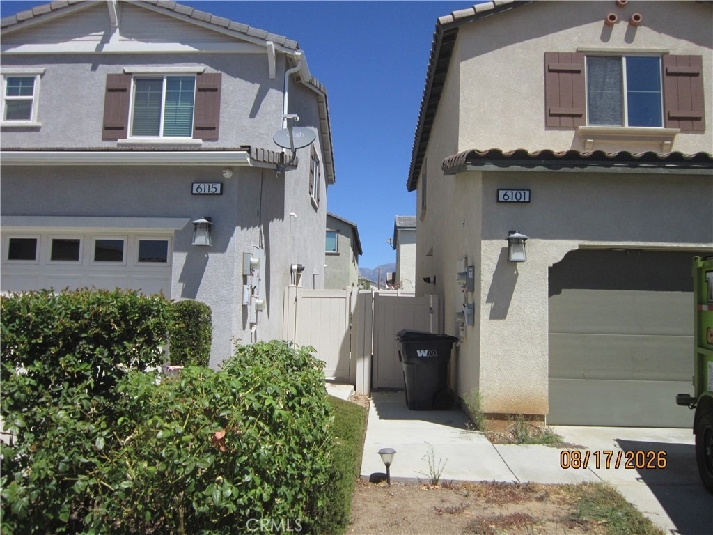 6101 Mariposa - Photo 1
