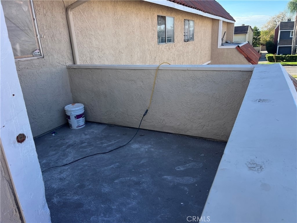152 E Jackson Street - Photo 2