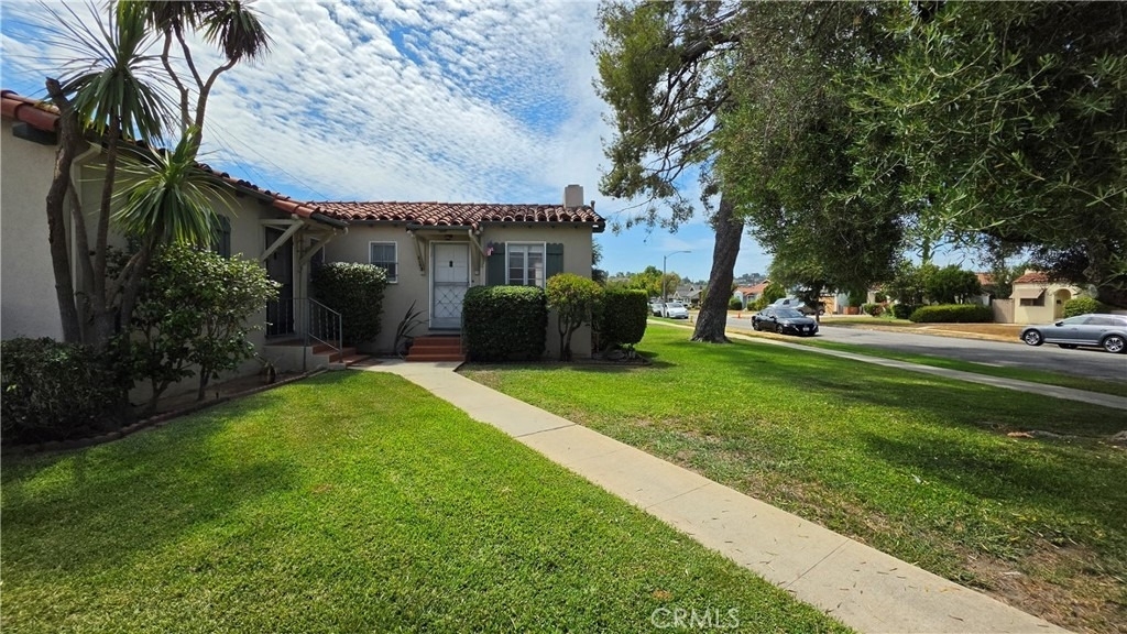 2102 La Paloma - Photo 2