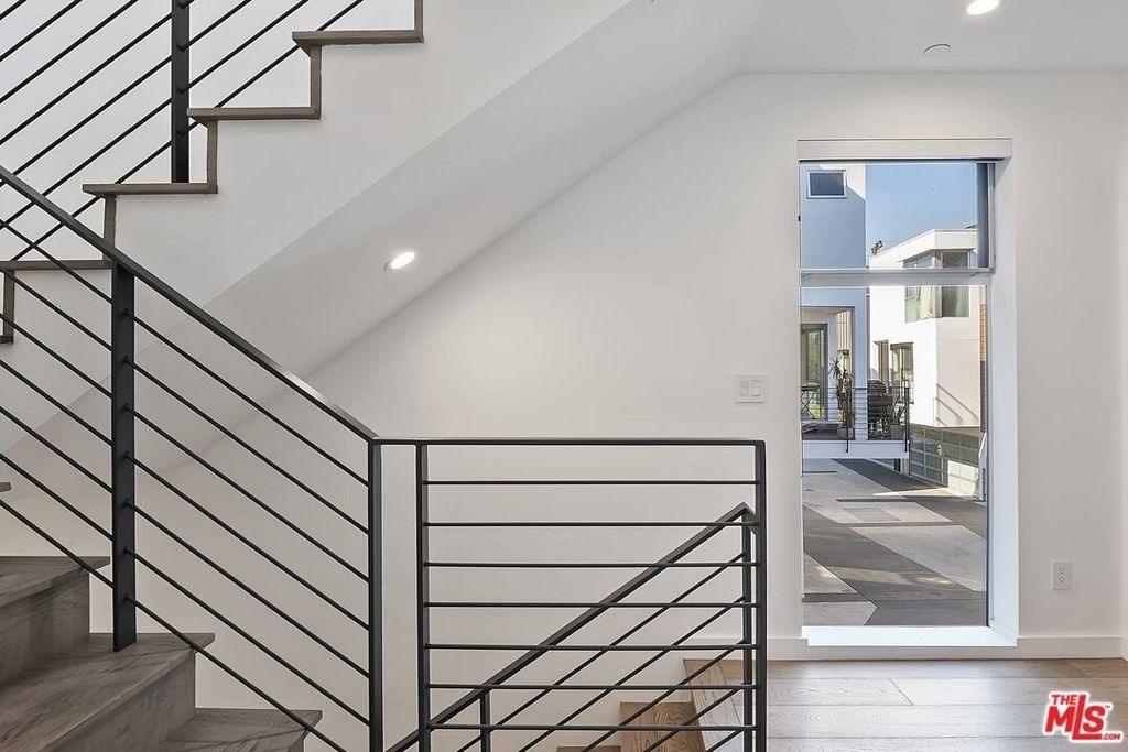 7190 Formosa Fusion Court - Photo 3