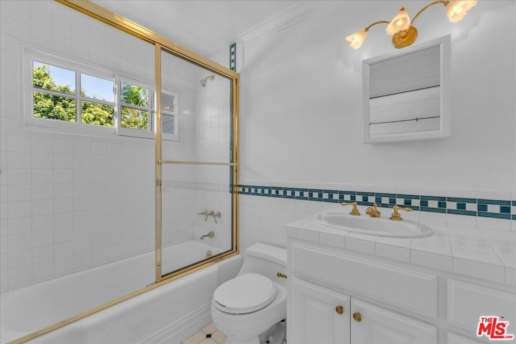 3836 Glenridge Drive - Photo 26