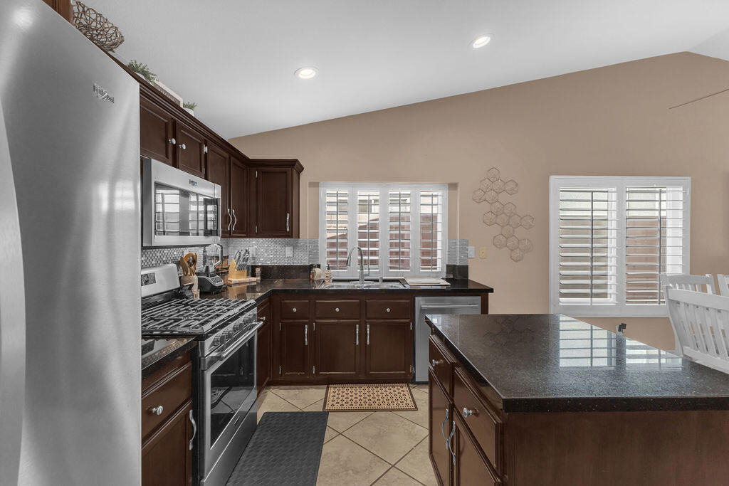 44310 Villeta Drive - Photo 38
