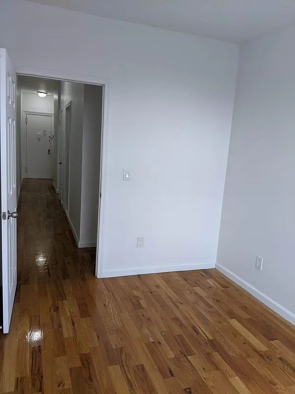 560 West 163rd Street - Photo 7