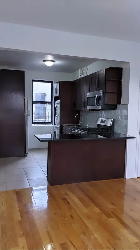560 West 163rd Street - Photo 8