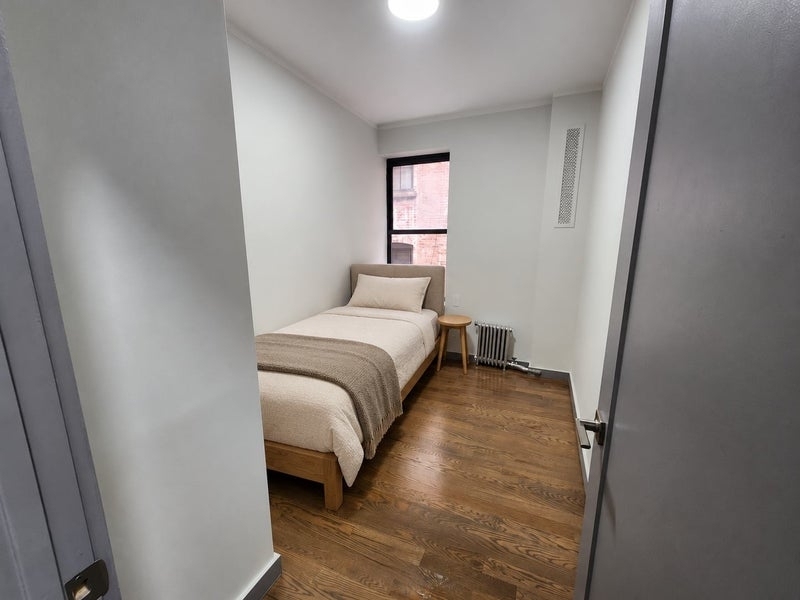 560 West 163rd Street - Photo 6