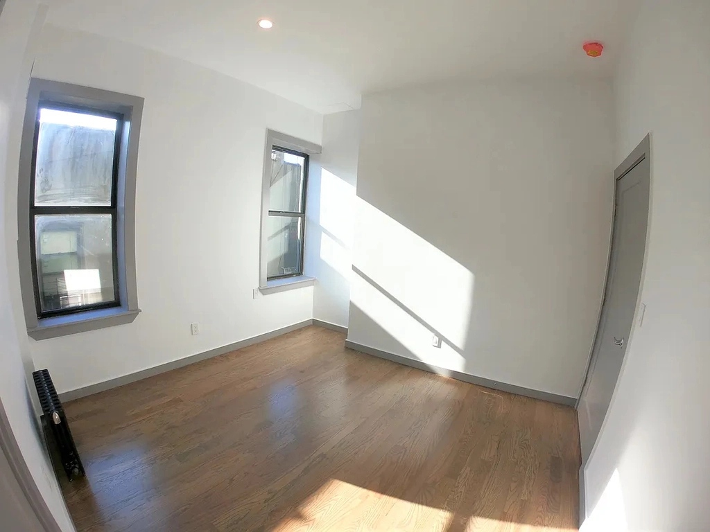 560 West 163rd Street - Photo 2