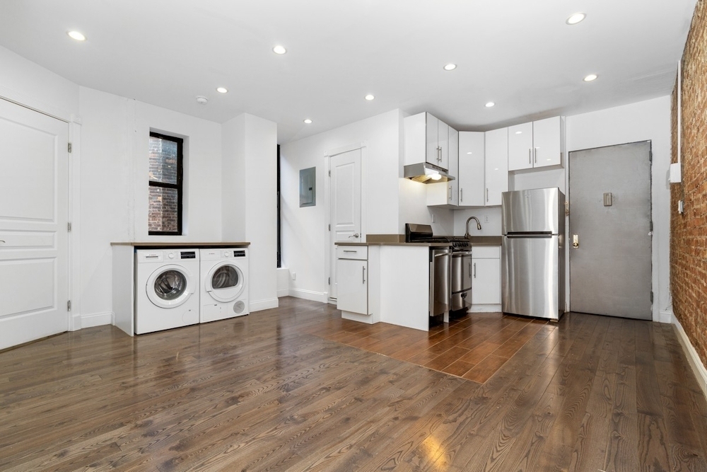 3620 Broadway -  - Photo 3