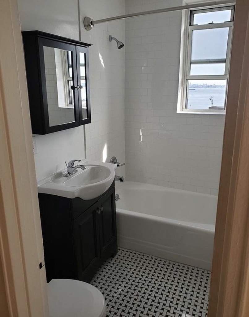 47 Hamilton Avenue - Photo 4