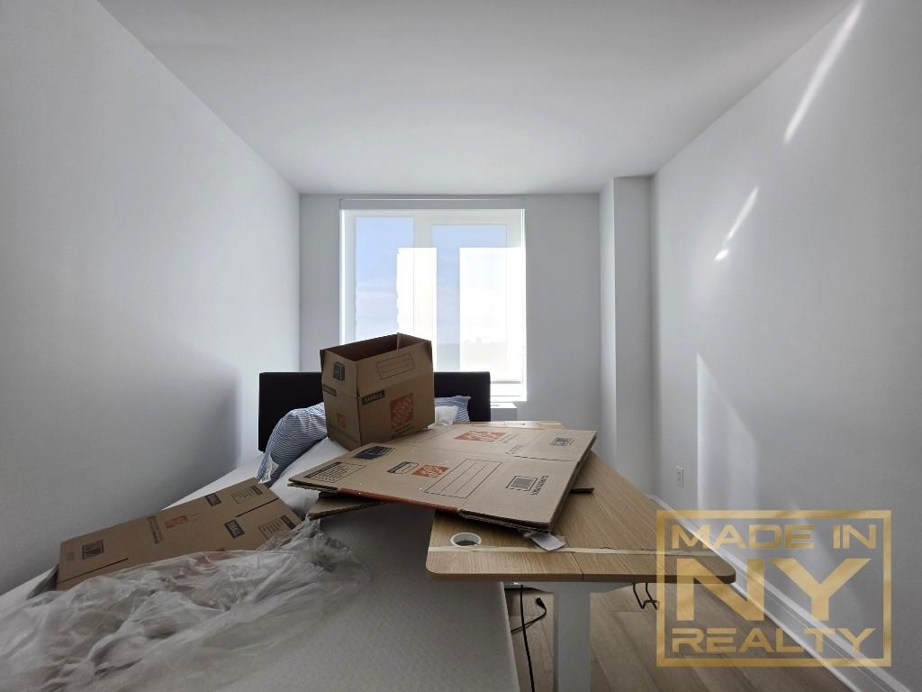 62-11 108th Street - Photo 8